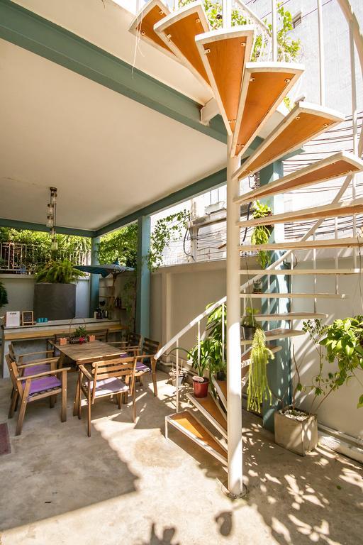 Fu House Hostel Бангкок Экстерьер фото